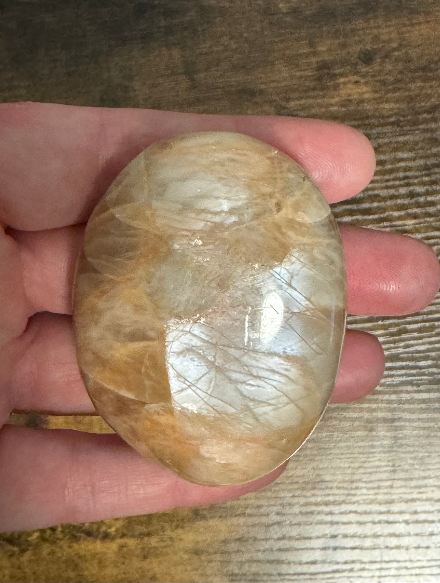 Moonstone Palm Stone